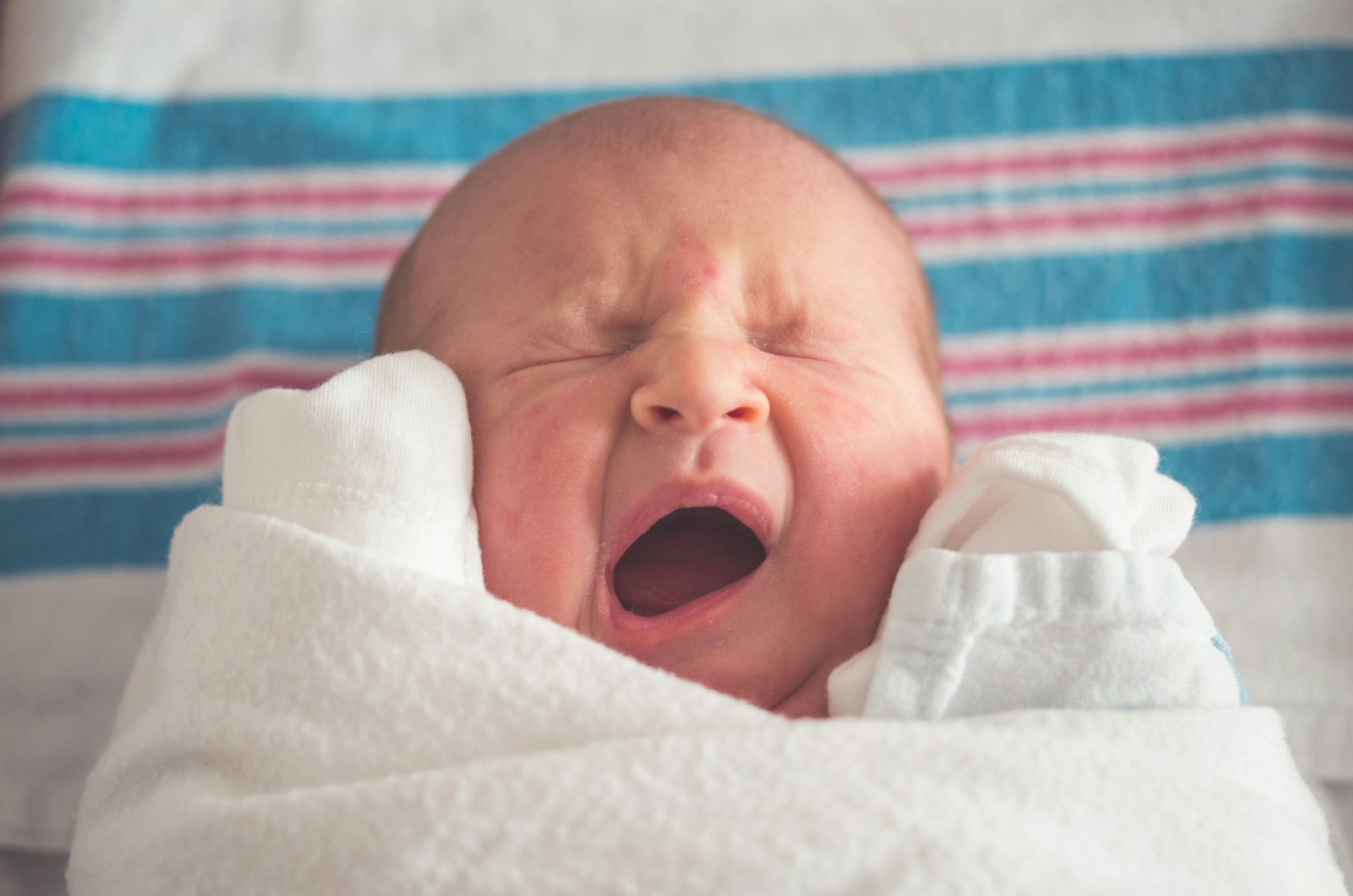 gérer la pousse des dents bébé